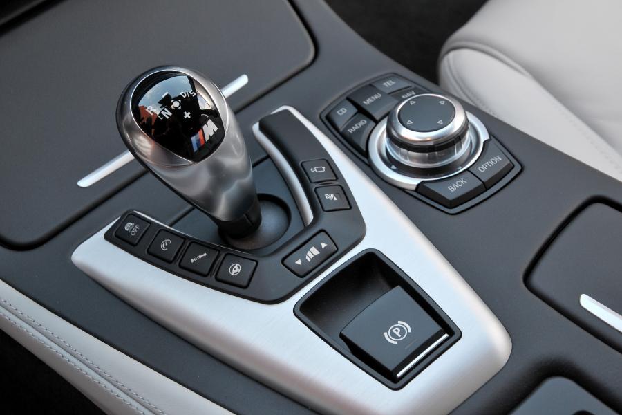  BMW M5 2011 года  (фото 33 из 344)